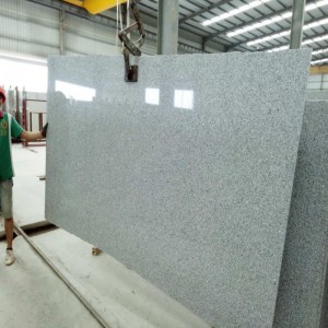 Piastrelle in granito grigio chiaro G603